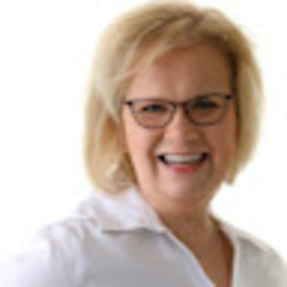 Meet your Posher, Debbie